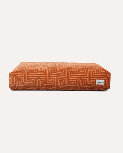 Maze dog bed