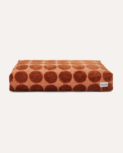 Dot dog bed