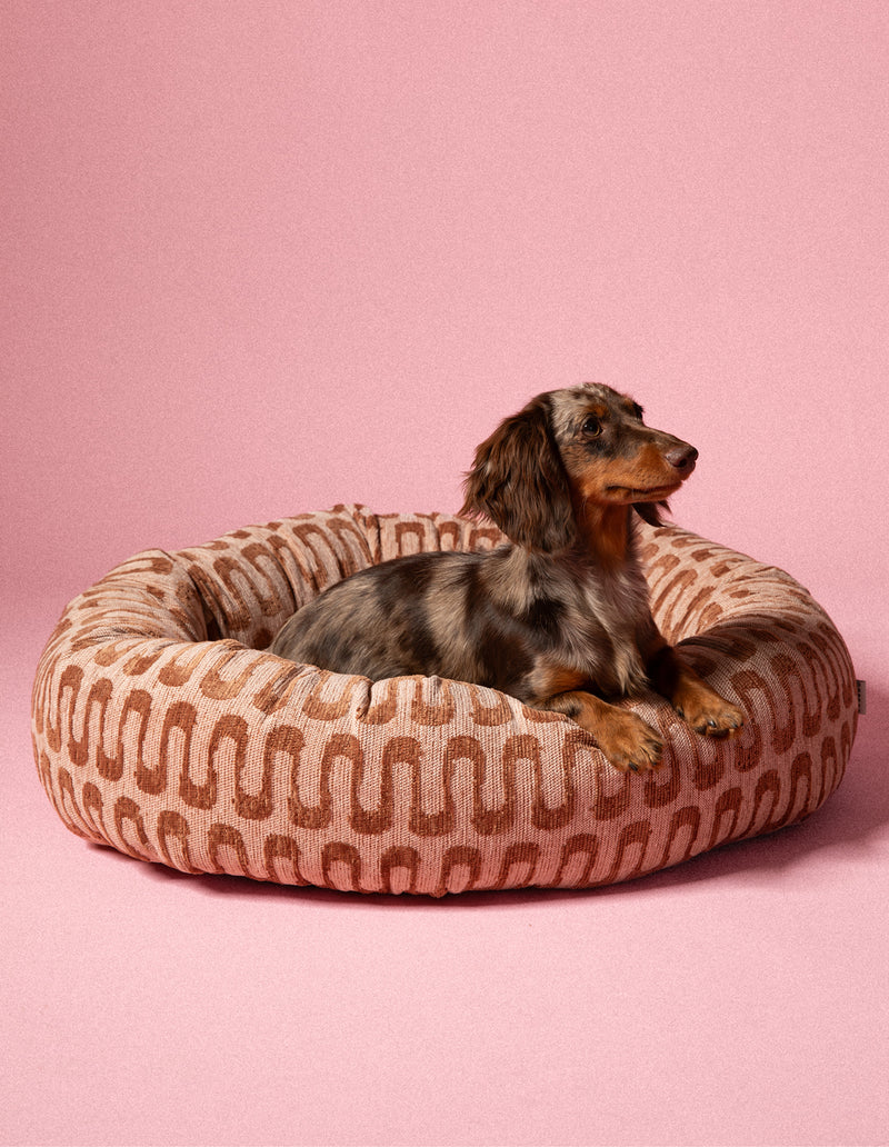Retro wave round dog bed