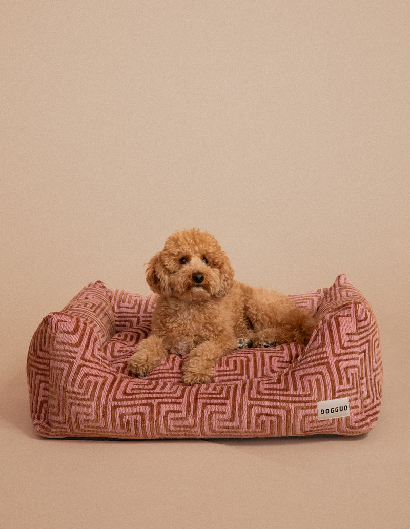Maze sofa dog bed