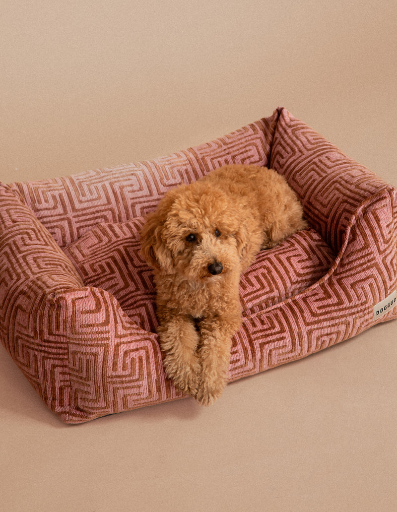 Maze sofa dog bed