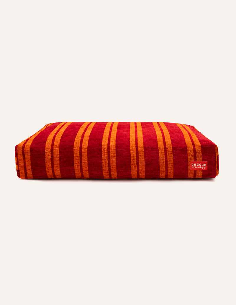 Stripe dog bed - red