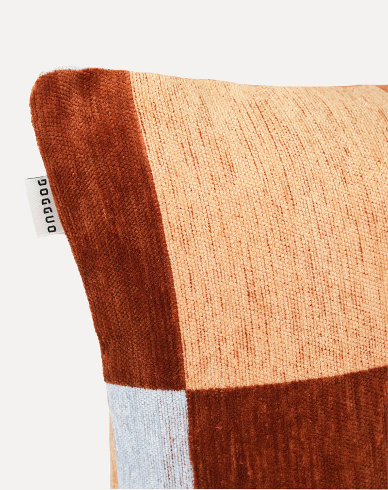 Block interior cushion
