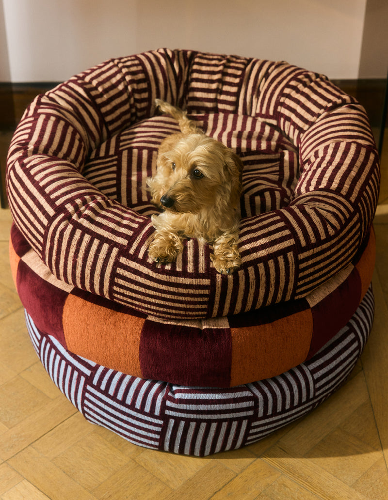 Block round dog bed