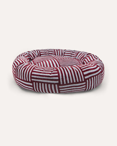 Urban weave round dog bed