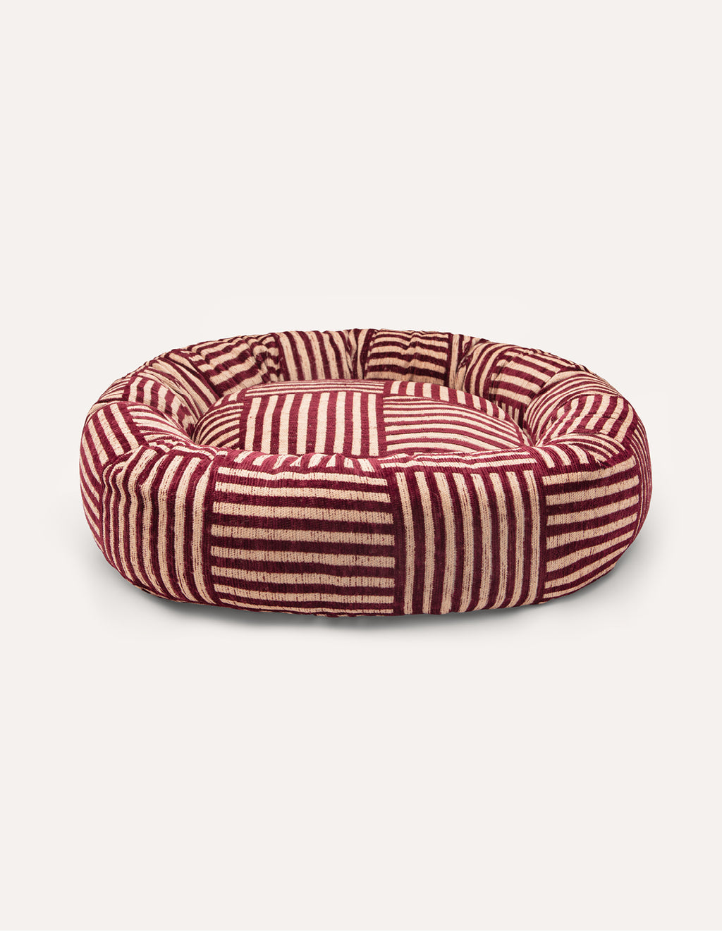 Urban weave round dog bed