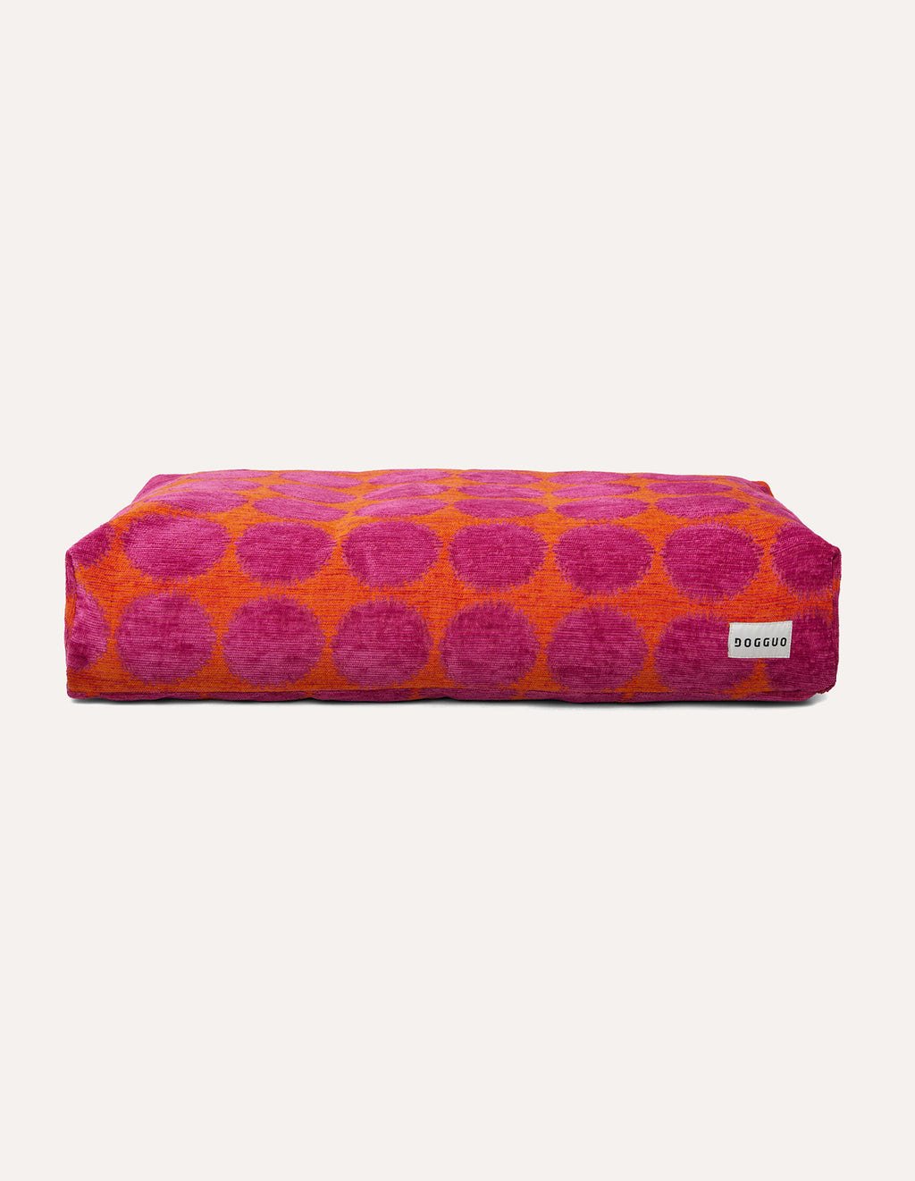 Dot dog bed