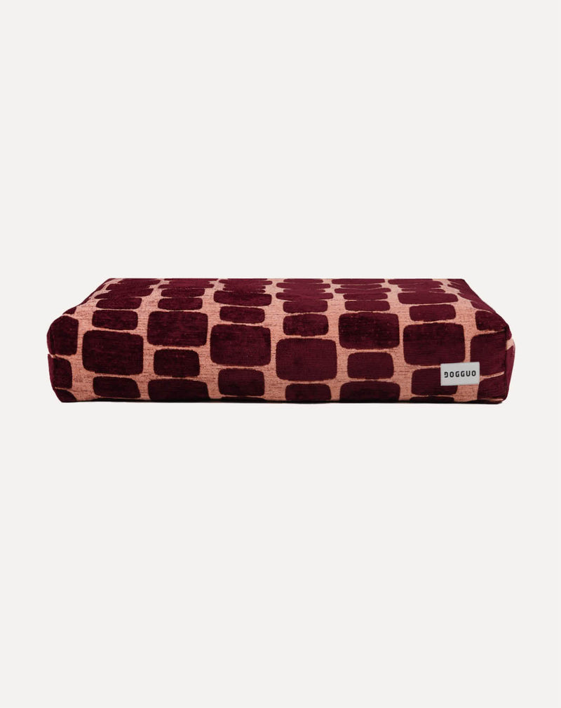 Staple stones dog bed