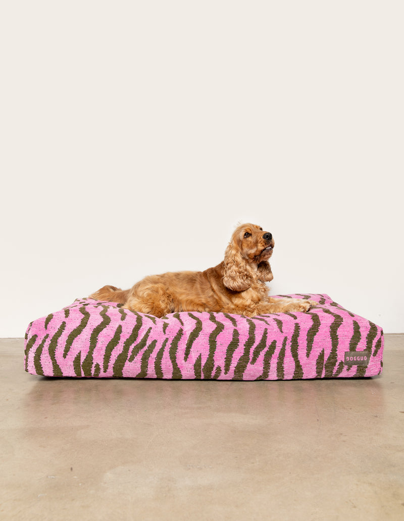 ZEBRA BED - PINK/GREEN