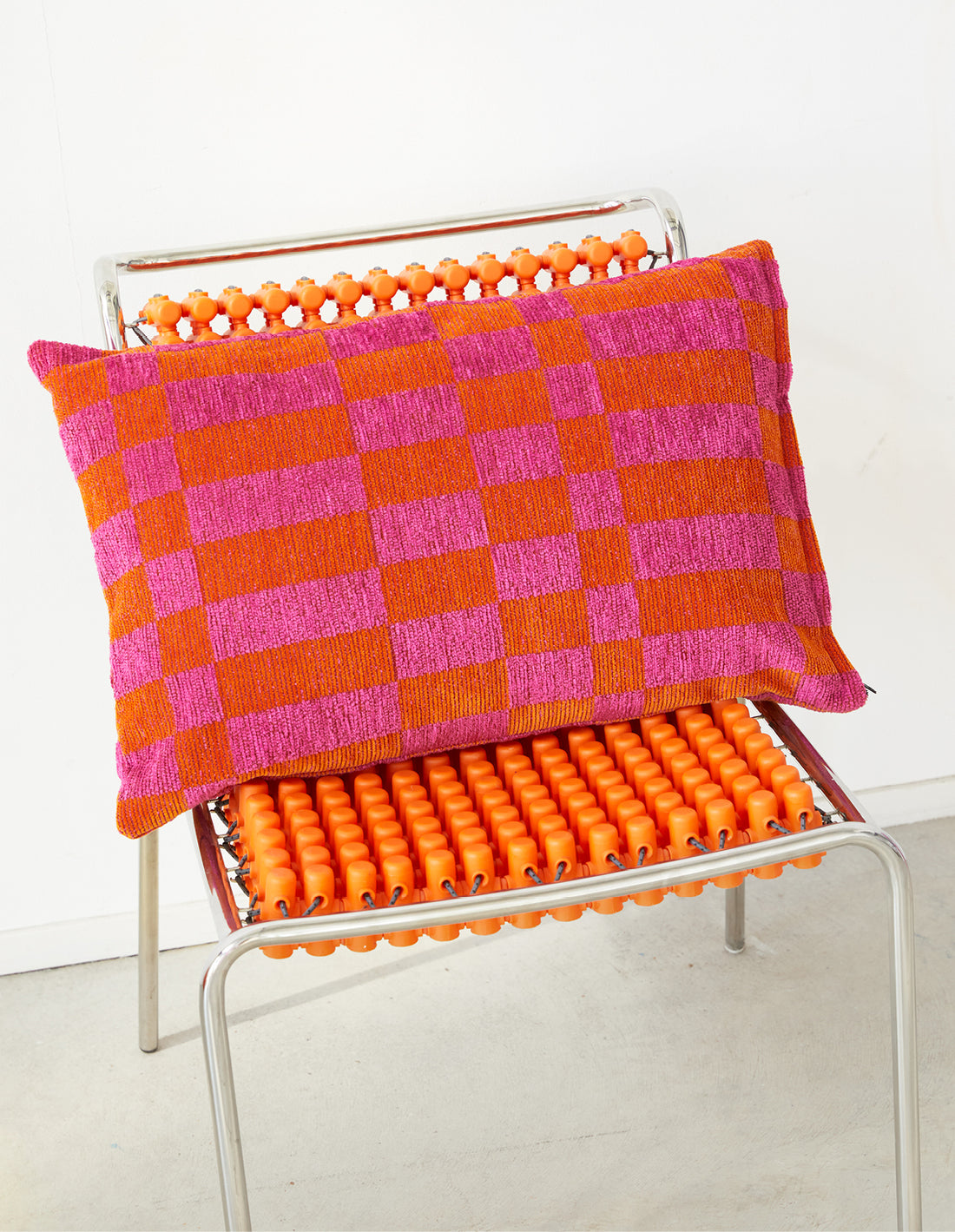 Block cushion - orange / magenta