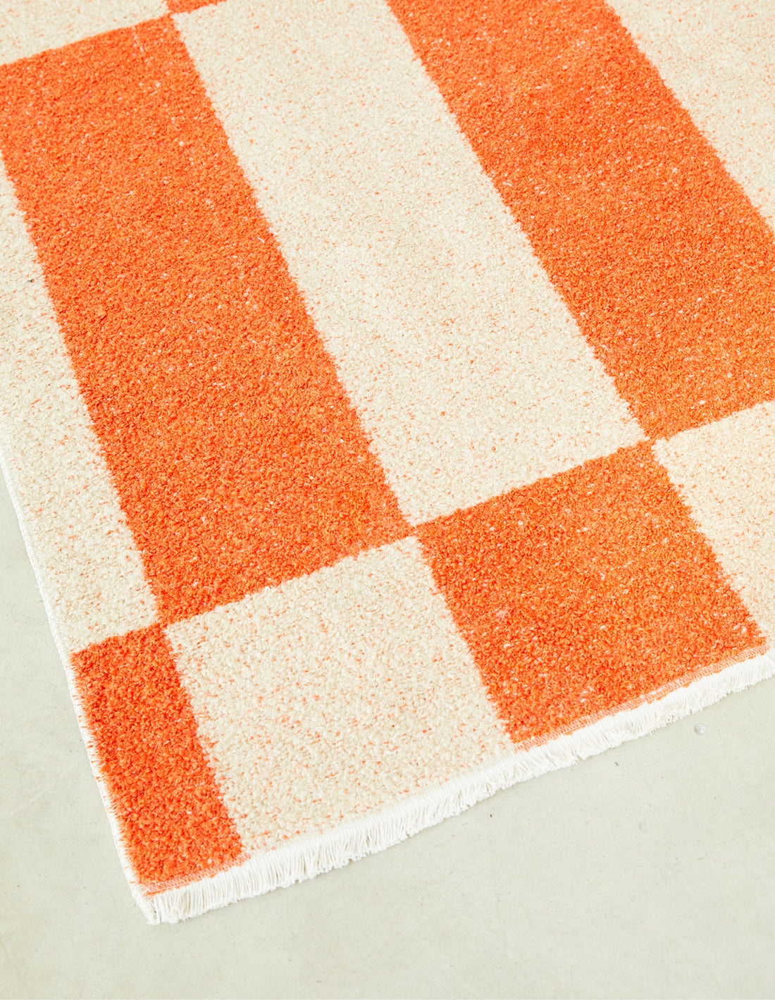 Block carpet - orange / beige