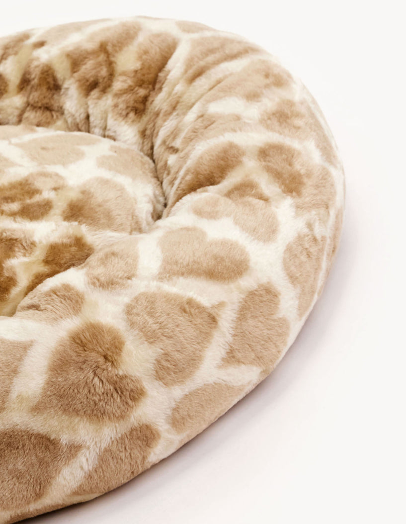 HEART ROUND DOG BED - BEIGE