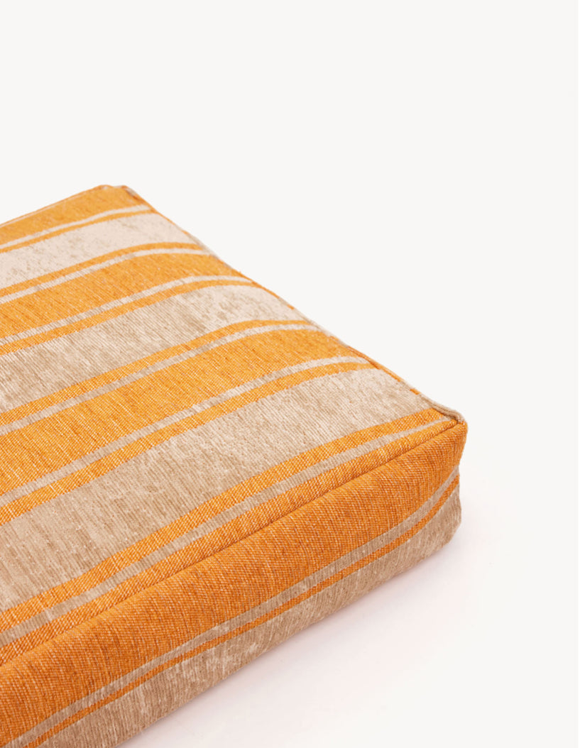 RETRO STRIPE DOGBED - ORANGE / BEIGE