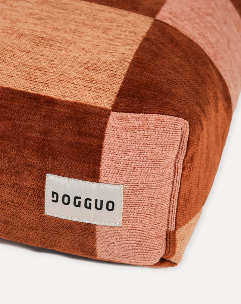 Block dog bed